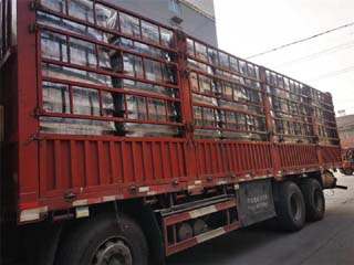 玻璃瓶生產廠(chǎng)家發貨案例